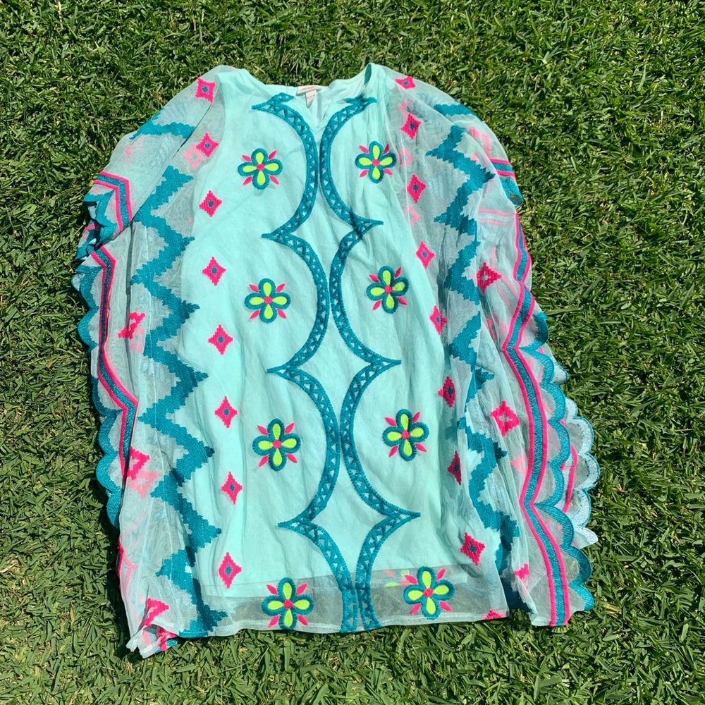 NWOTSuper super cute lil Miss boho meets kimono 👗